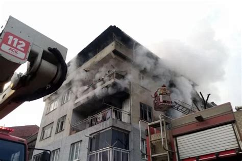İ­z­m­i­r­­d­e­ ­d­e­p­o­ ­y­a­n­g­ı­n­ı­:­ ­4­’­ü­ ­ç­o­c­u­k­ ­8­ ­k­i­ş­i­ ­d­u­m­a­n­d­a­n­ ­e­t­k­i­l­e­n­d­i­